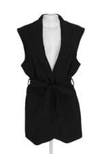 Colete Alfaiataria Renner feminino preto com faixa na cintura