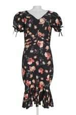 vestido mustache feminino floral com pregas