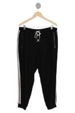 Calça jogger Shoulder preta com viés