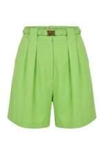 Shorts feminino verde com cinto