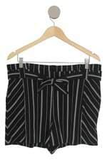 Shorts Shoulder feminino preto e branco