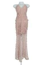 Vestido Cheroy em renda rosa com meio forro