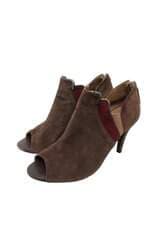 Bota ankle boot Arezzo camurça marrom