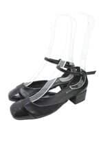 Sapato Feminino Corello Boneca Estilo Cap Toe Preto com Detalhe em Verniz