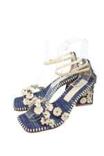 sandália feminino azul com aplique