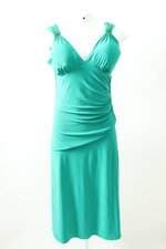 Vestido Midi Decote V com Bojo Verde