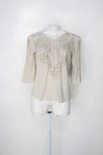 Blusa feminina bege com Renda