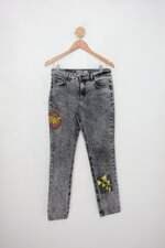 Calça de sarja c&a feminina estampada com Patch