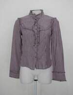 Camiseta c&a. feminina branca com babado