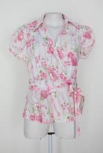 Blusa fashion club feminina rosa floral transpassada com amarração