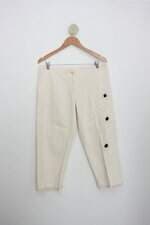 Calça feminina off-white com Bordado