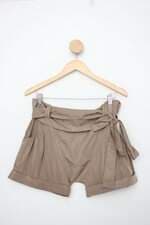 Shorts feminino marrom