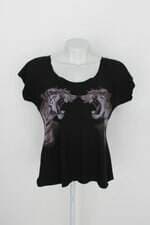 Blusa riachuelo feminina preta estampada com hotfix