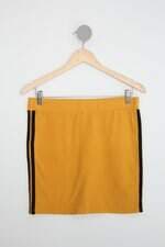 Saia Renner feminina amarelo-mostarda com faixa na lateral