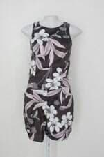 Macaquinho yonders feminino preto estampado