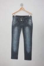 Calça Jeans obsessão feminina cinza com Aplique
