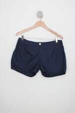 Shorts feminino azul marinho com Pregas