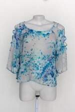 Blusa talita kume feminina estampada com Transparência e Recortes