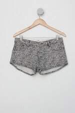 Shorts feminina preto