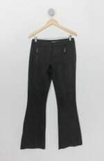 Calça Flare renner feminina preta