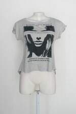 Blusa renner feminina cinza com Renda e Fenda