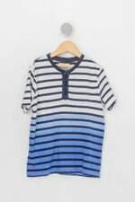 Camiseta Infantil c&a listrada com degrade 