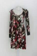 Vestido feminino estampado com Renda