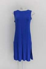 Blusa feminina azul com Fenda e Recortes