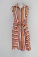Vestido riachuelo feminino listrada com Faixa na Cintura
