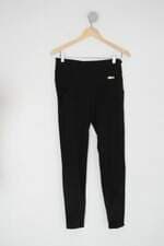 Calça de tecido essência feminina preta