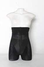 Cinta modeladora feminina preta