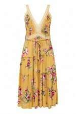 Vestido feminino amarelo floral