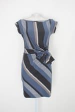 Vestido feminino colorido com Faixa na Cintura