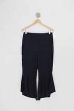 Calça Flare renner feminina listrada com Recortes