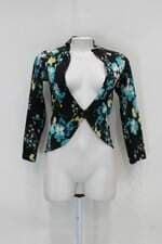 Casaqueto feminino preto estampado