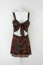 Vestido feminino estampado com Recortes e Bojo