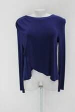 Blusa Lança Perfume feminina azul com Aplique e Sobreposição