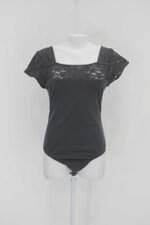 Body feminino preto com Renda