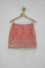 Saia bob store feminina rosa com Renda
