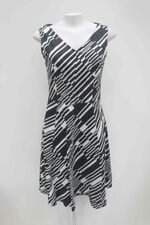 Vestido c&a feminino preto listrado