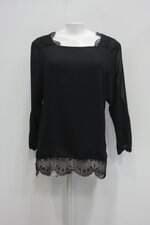 Blusa feminina preta com Renda e Recortes