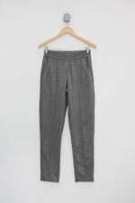 Calça de tecido feminina cinza estampada com Nervura