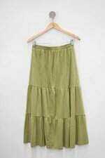 Saia feminina verde com Meio forro