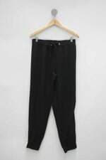 Calça jogger feminina preta e branca