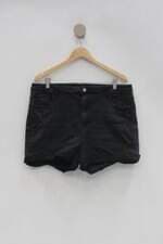 Shorts feminina preto