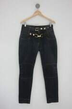 Calça Jeans lança perfume feminina azul