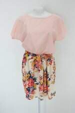 Vestido feminino estampado com Recortes