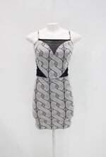 Vestido chamelle feminino preto e branco com Tule