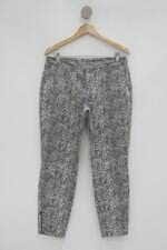 Calça de tecido feminina branca estampada