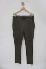 Calça de tecido c&a feminina verde estampada